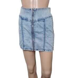 Carmar Full Zip Light Wash Skirt